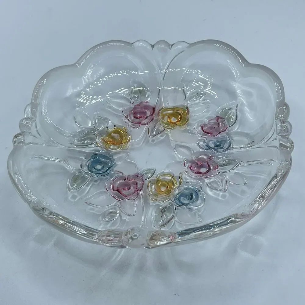 Vintage floral Mikasa Tender Hearts raised floral serving dish.